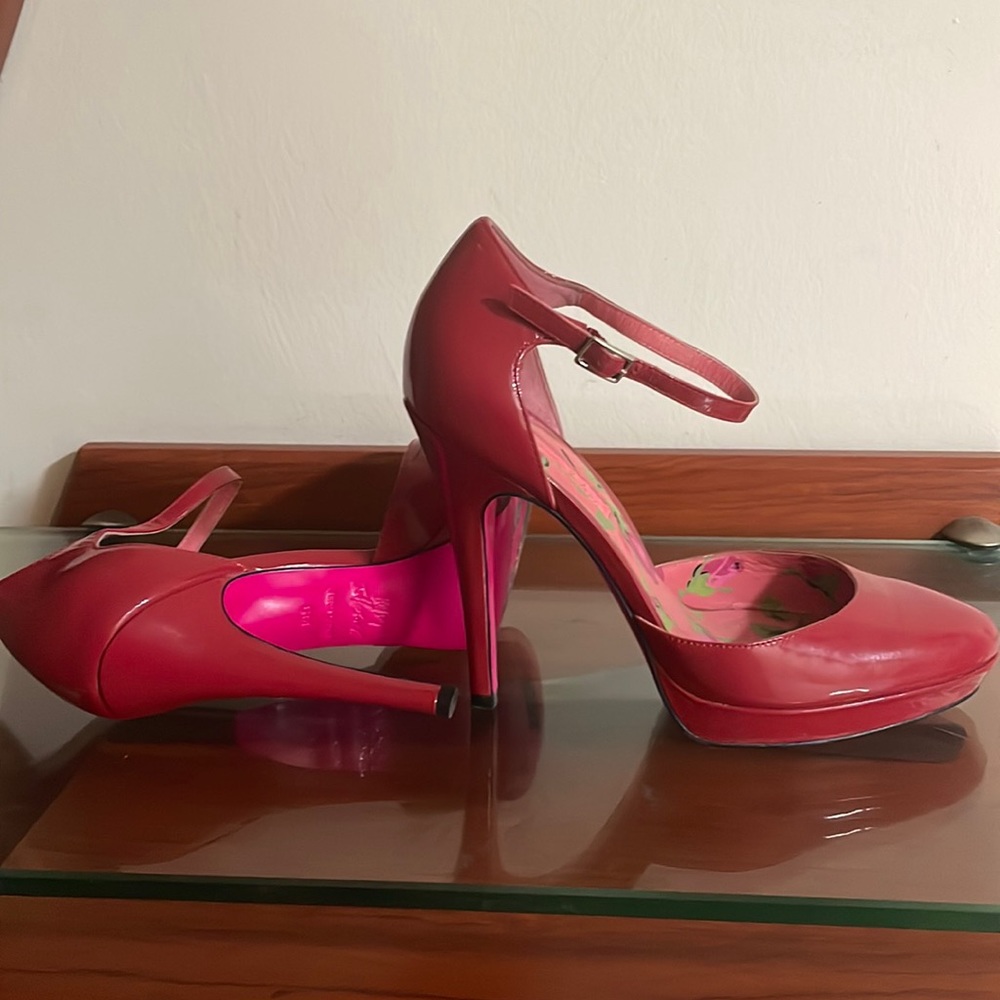 Very elegant Betsey Johnson shoes